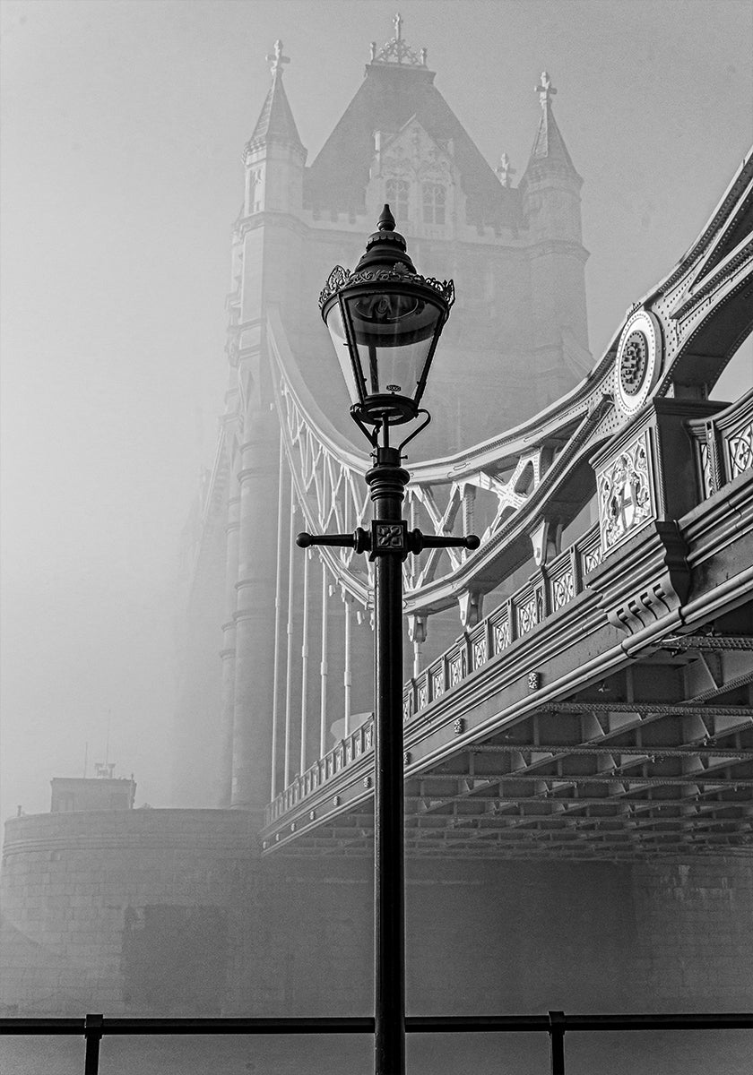 A bridge too father. Poster