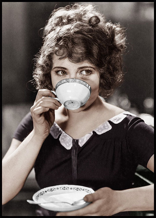 Drinking From Teacup Poster - Posterbox.no