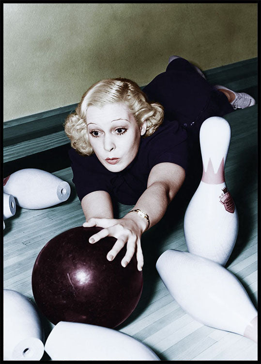 Bowling Accident Poster - Posterbox.no