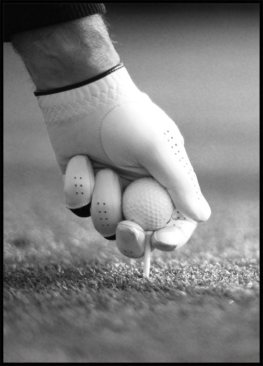 Golfer Teeing Up Poster - Posterbox.no