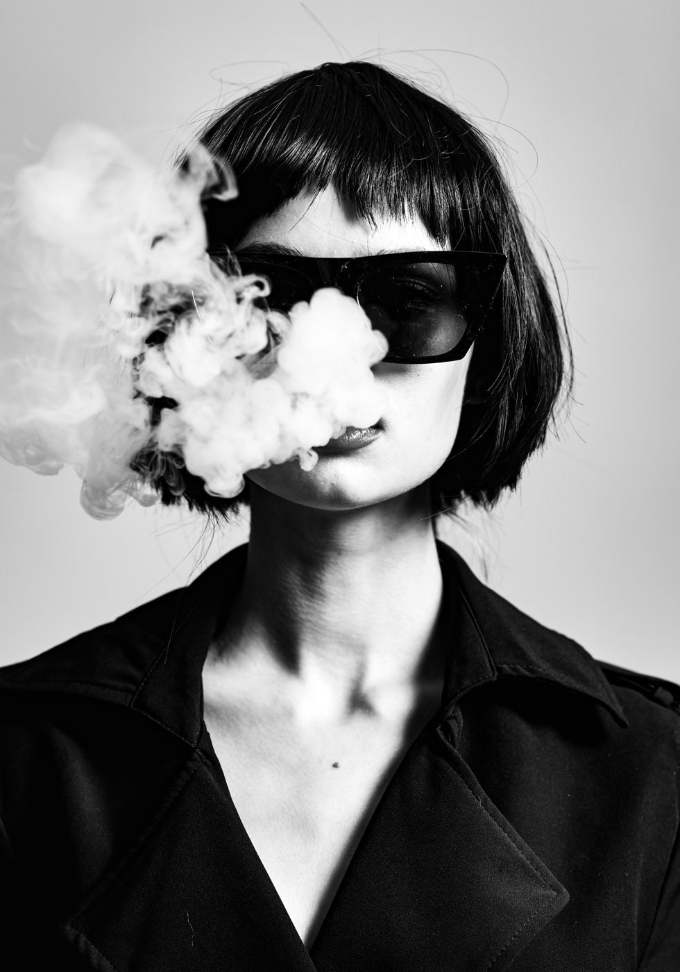 Smoke in the Face Poster - Posterbox.no