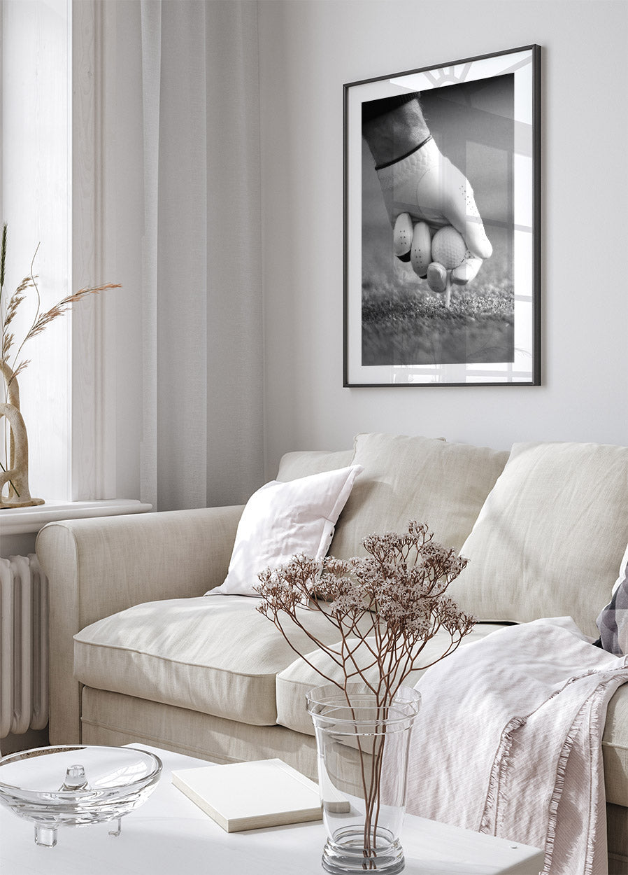 Golfer Teeing Up Poster - Posterbox.no