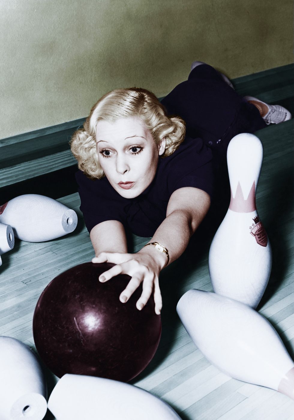 Bowling Accident Poster - Posterbox.no