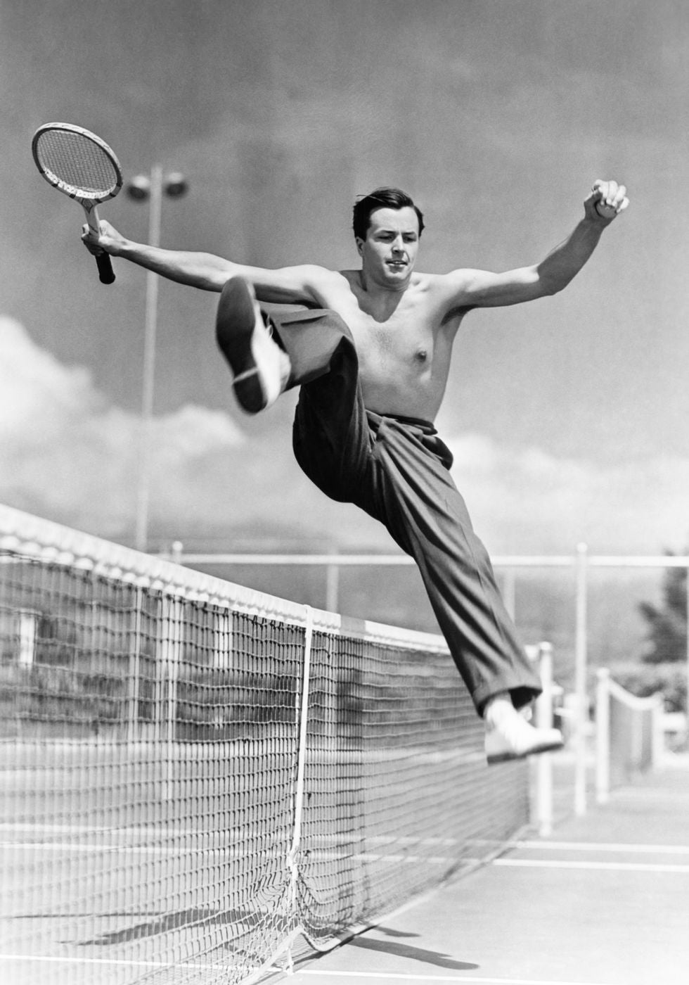 Jumping Over the Net Poster - Posterbox.no