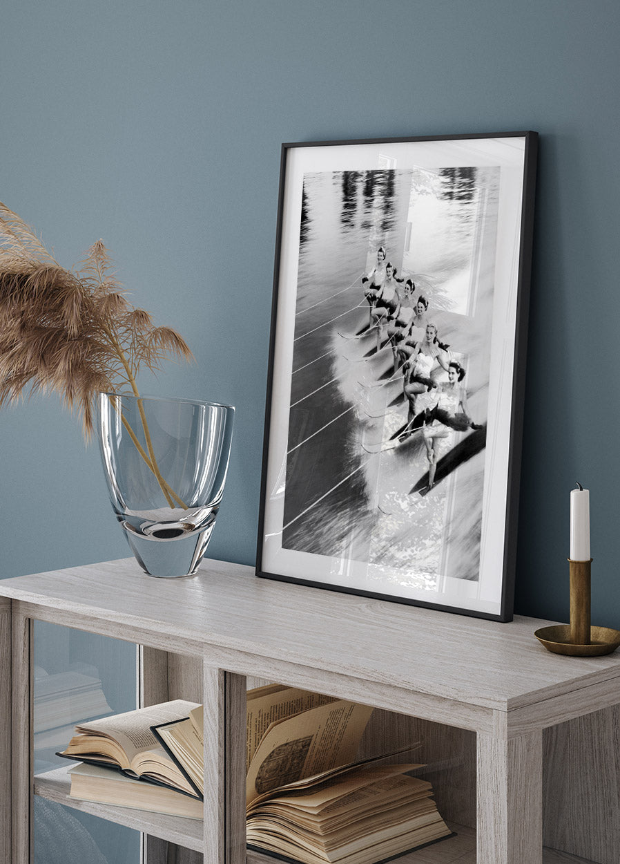 Women Water Skiing Poster - Posterbox.no