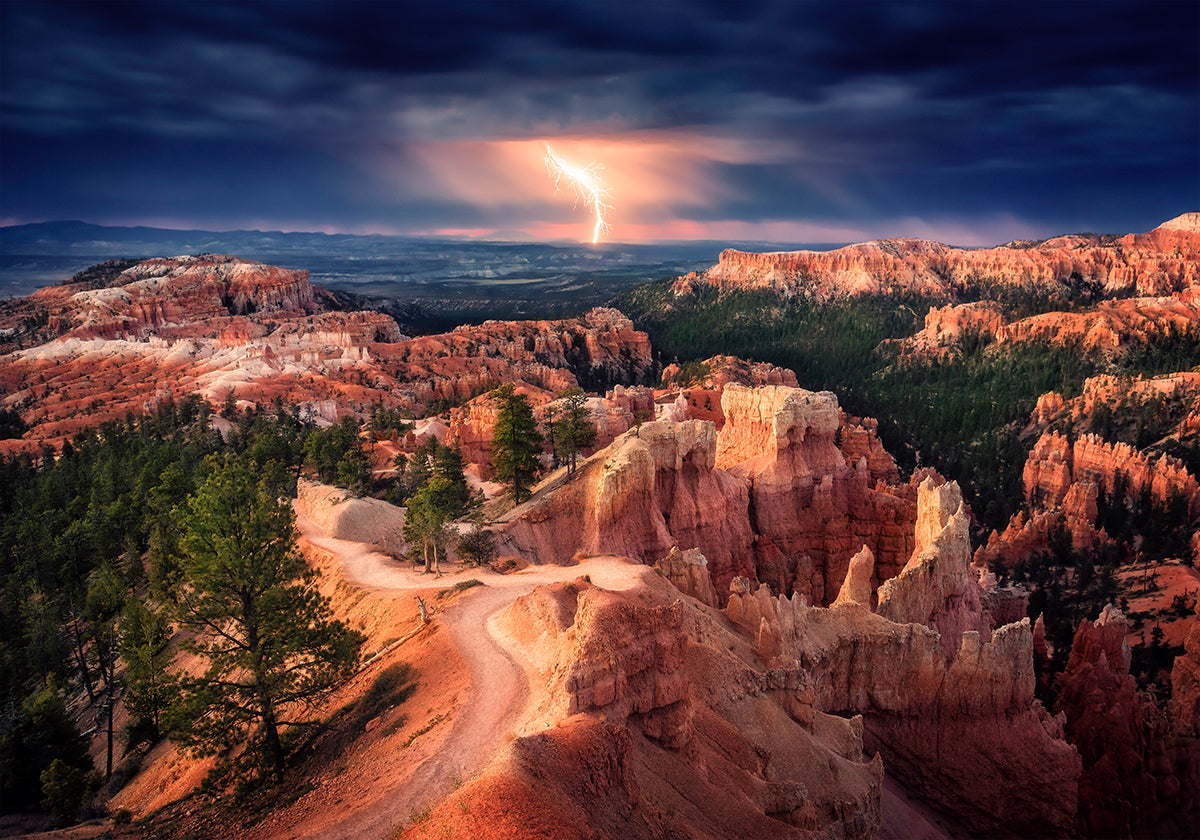 Lightning over Bryce Canyon