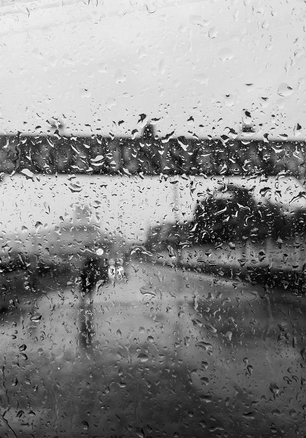 Behind Rain Drops Poster - Posterbox.dk