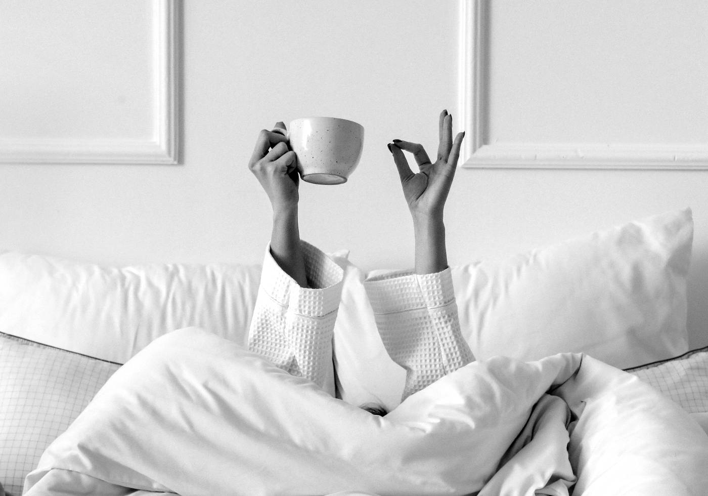 Coffee in Bed Black and White Poster - Posterbox.dk