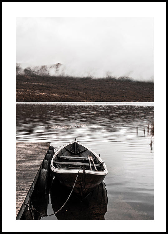 Boat In A Lake Near The Mountains Poster - Posterbox.dk