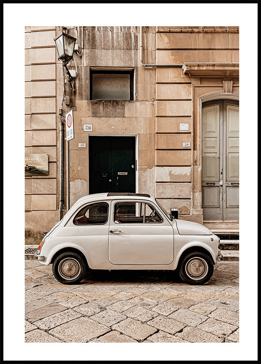 A Small White Car Poster - Posterbox.dk