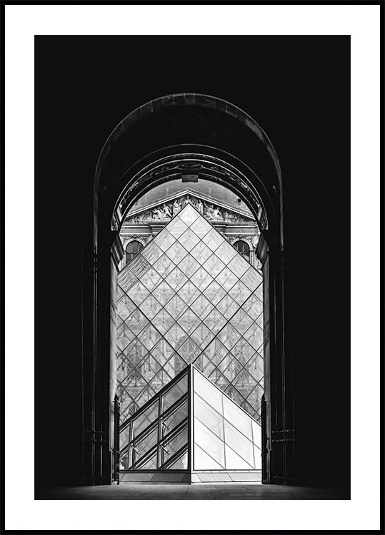Musée du Louvre Pyramid Black & White Poster