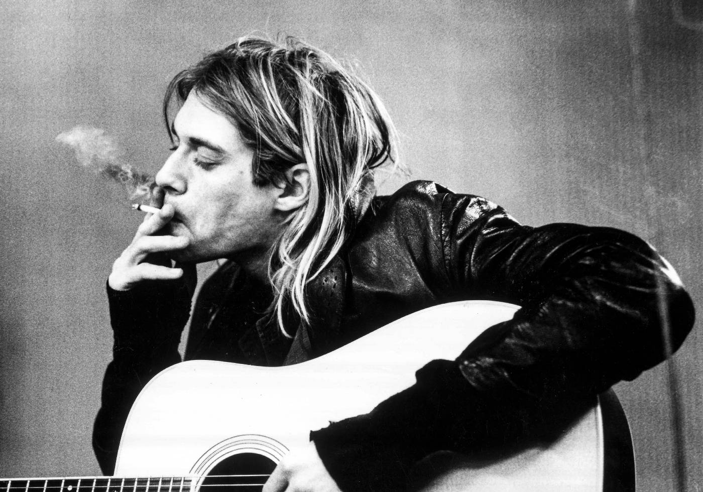 Iconic Kurt Cobain Portrait Poster - Posterbox.no