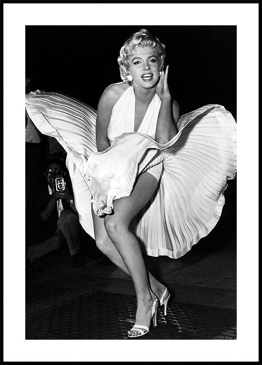 Marilyn Monroe Dress Poster - Posterbox.dk
