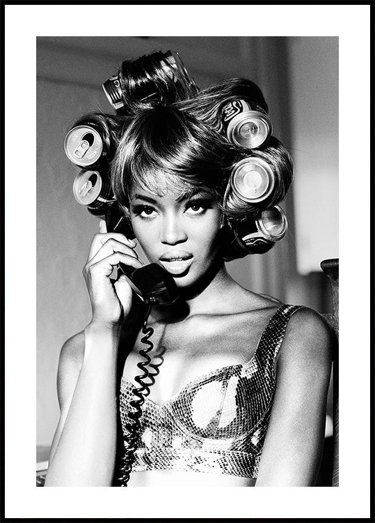 Naomi Campbell on Phone Poster - Posterbox.dk