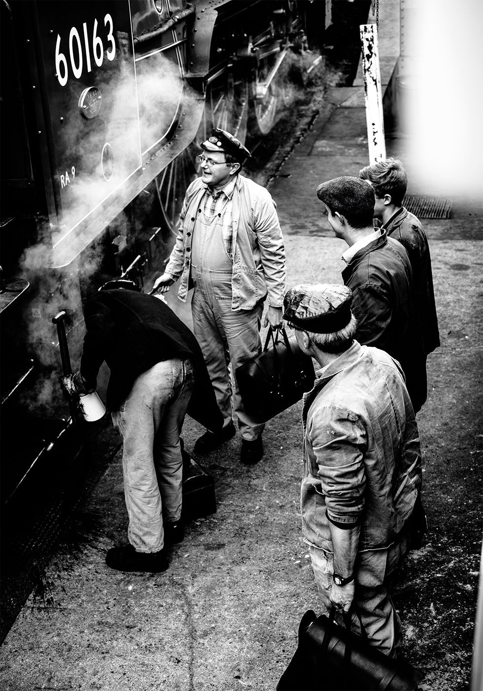 Train Platform Poster - Posterbox.dk