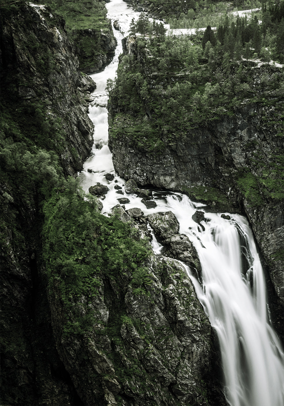 Majestic Waterfall Vøringfossen Poster - Posterbox.dk