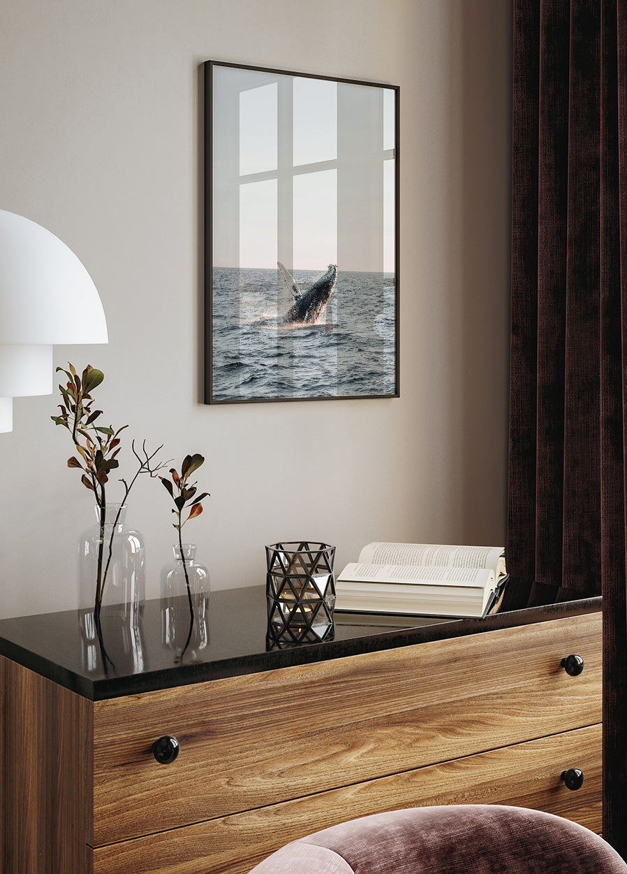 Whale Jumps Out of The Water Poster - Posterbox.dk