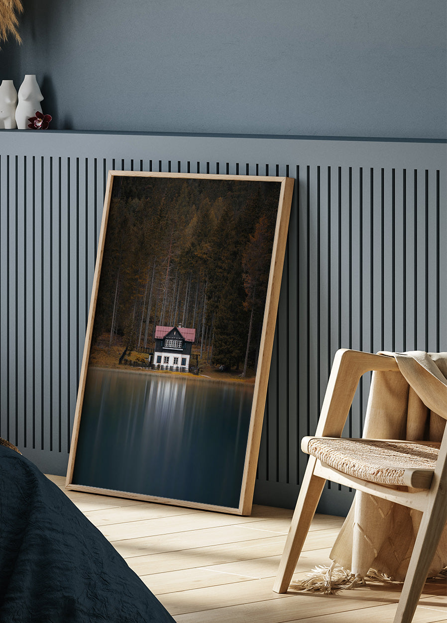 A House On The Shore Of The Lake Poster - Posterbox.dk