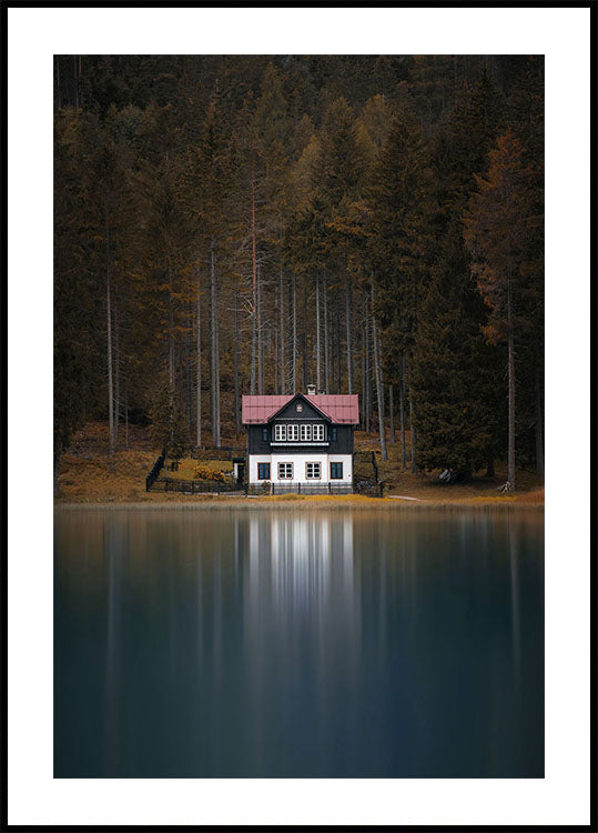 A House On The Shore Of The Lake Poster - Posterbox.dk