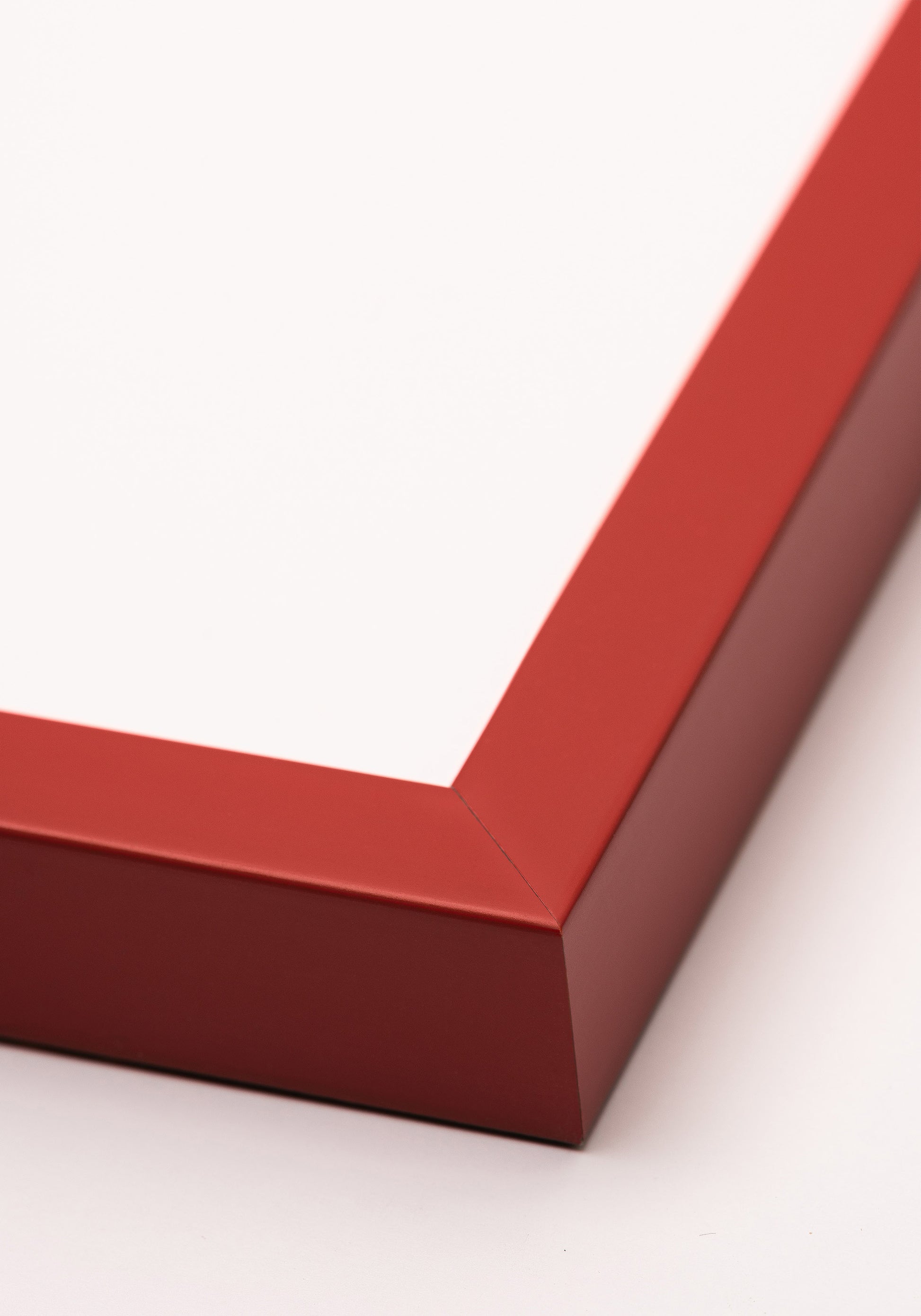 Red wooden frame - Posterbox.dk