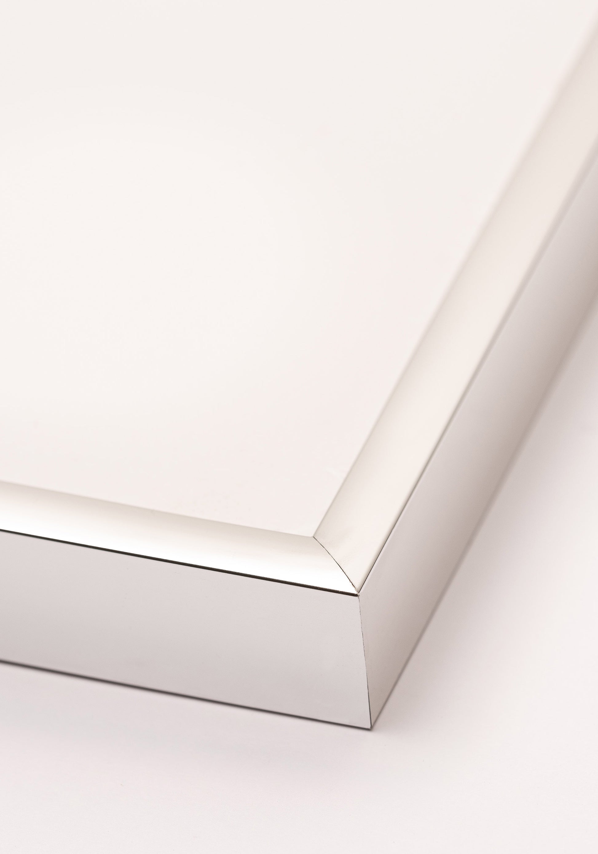 Silver metal frame - Posterbox.dk