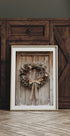 Christmas Wreath on a Wooden Door Poster - Posterbox.dk