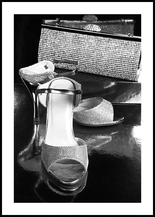 Glamorous Night Accessories B&W Poster - Posterbox.dk