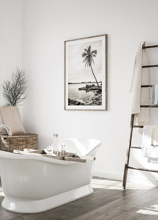 Tropical Palm on Beach Poster - Posterbox.dk