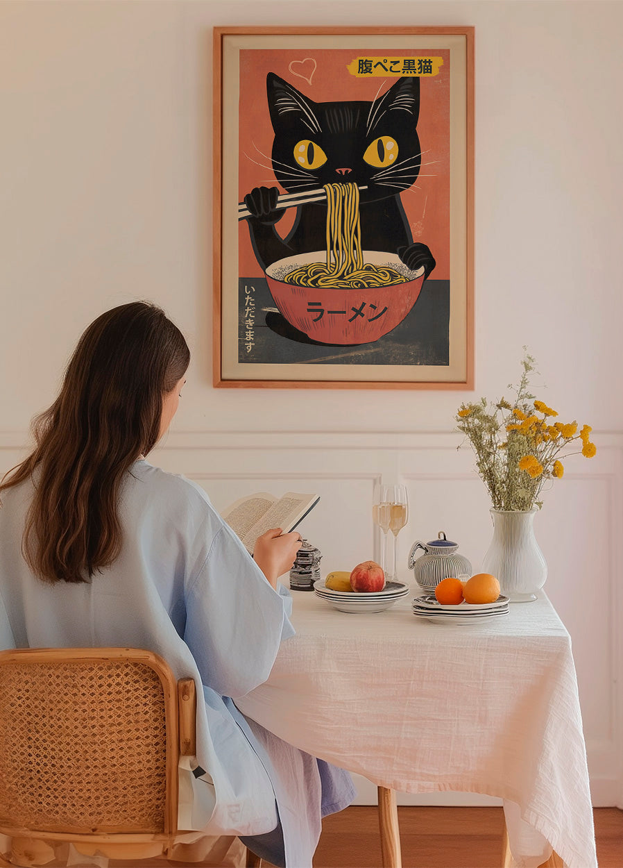 Vintage Black Cat Eating Ramen Poster - Posterbox.dk