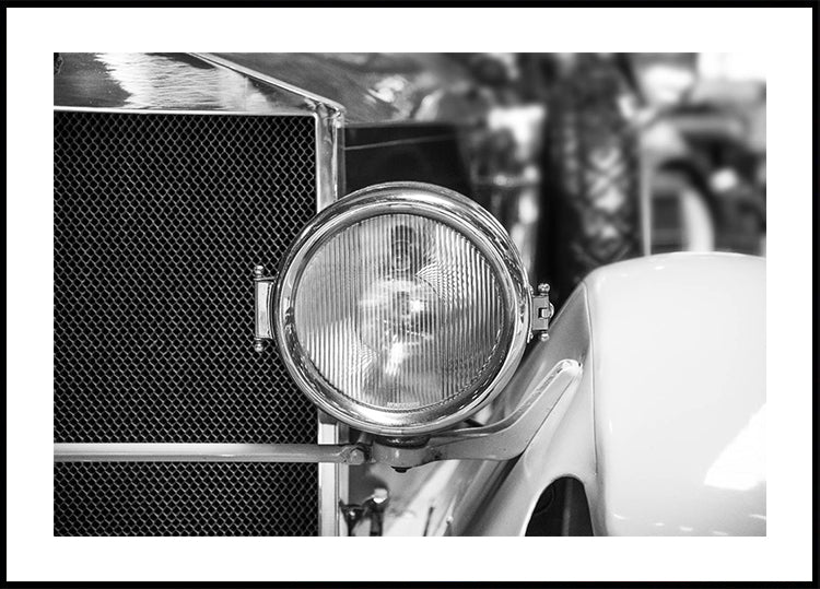 Vintage Elegance, Classic Car Headlamp Poster - Posterbox.dk