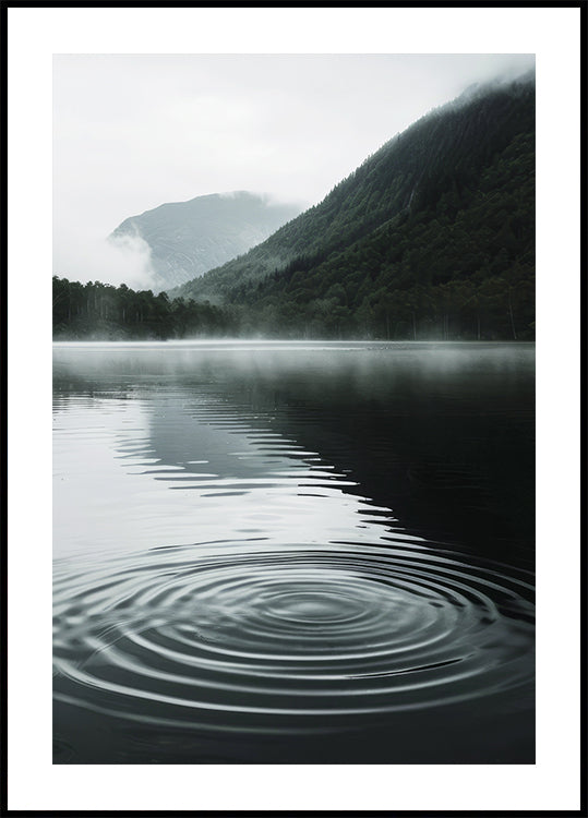 Water Ripples in Mountain Lake Poster - Posterbox.dk