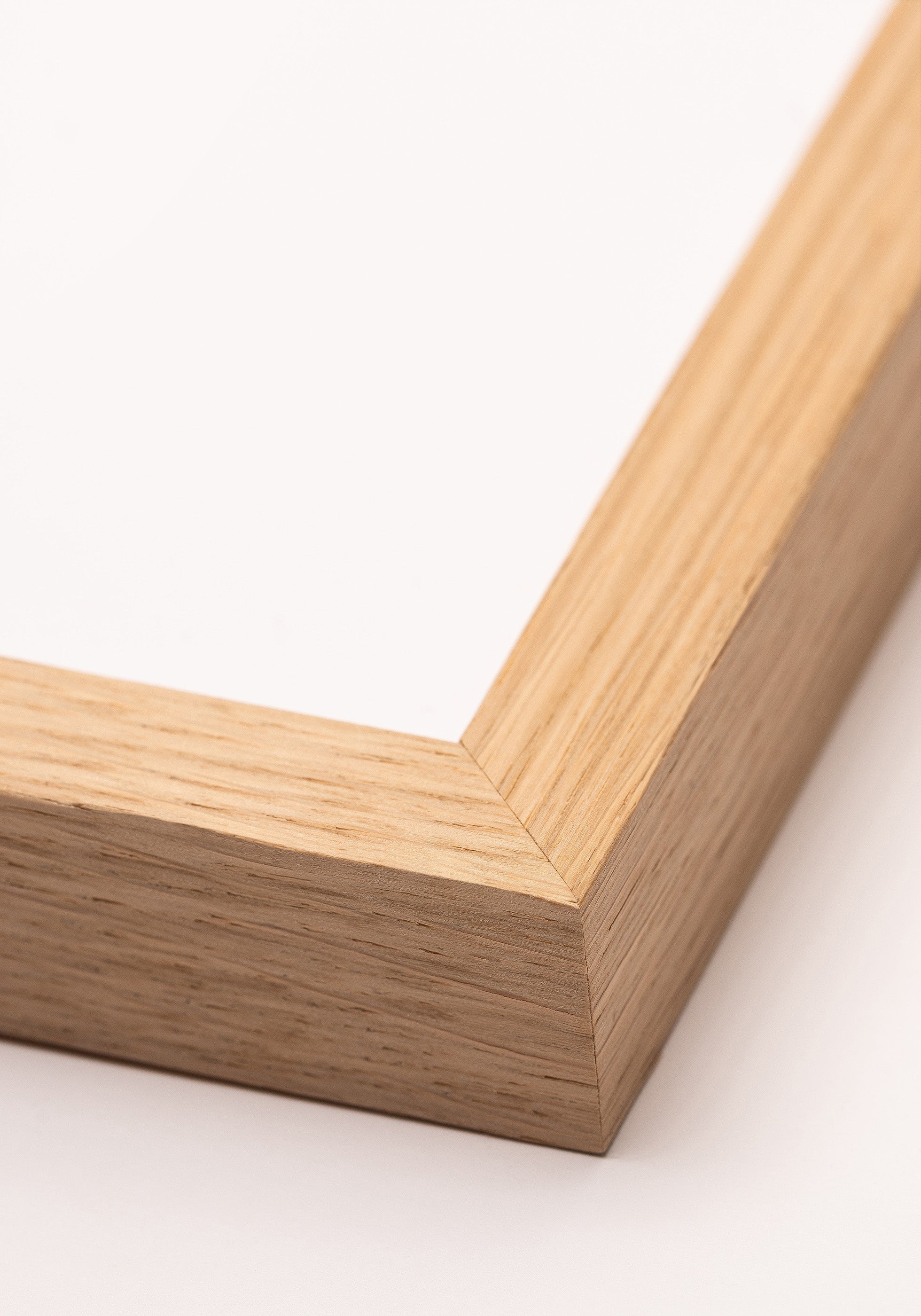 Premium Wood frame Nielsen Oak Poster